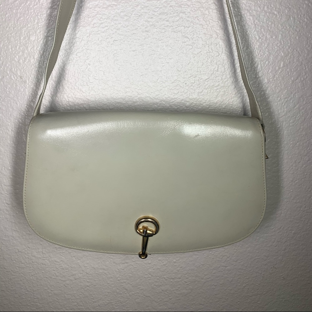 Vintage Gucci leather horse bit shoulder bag